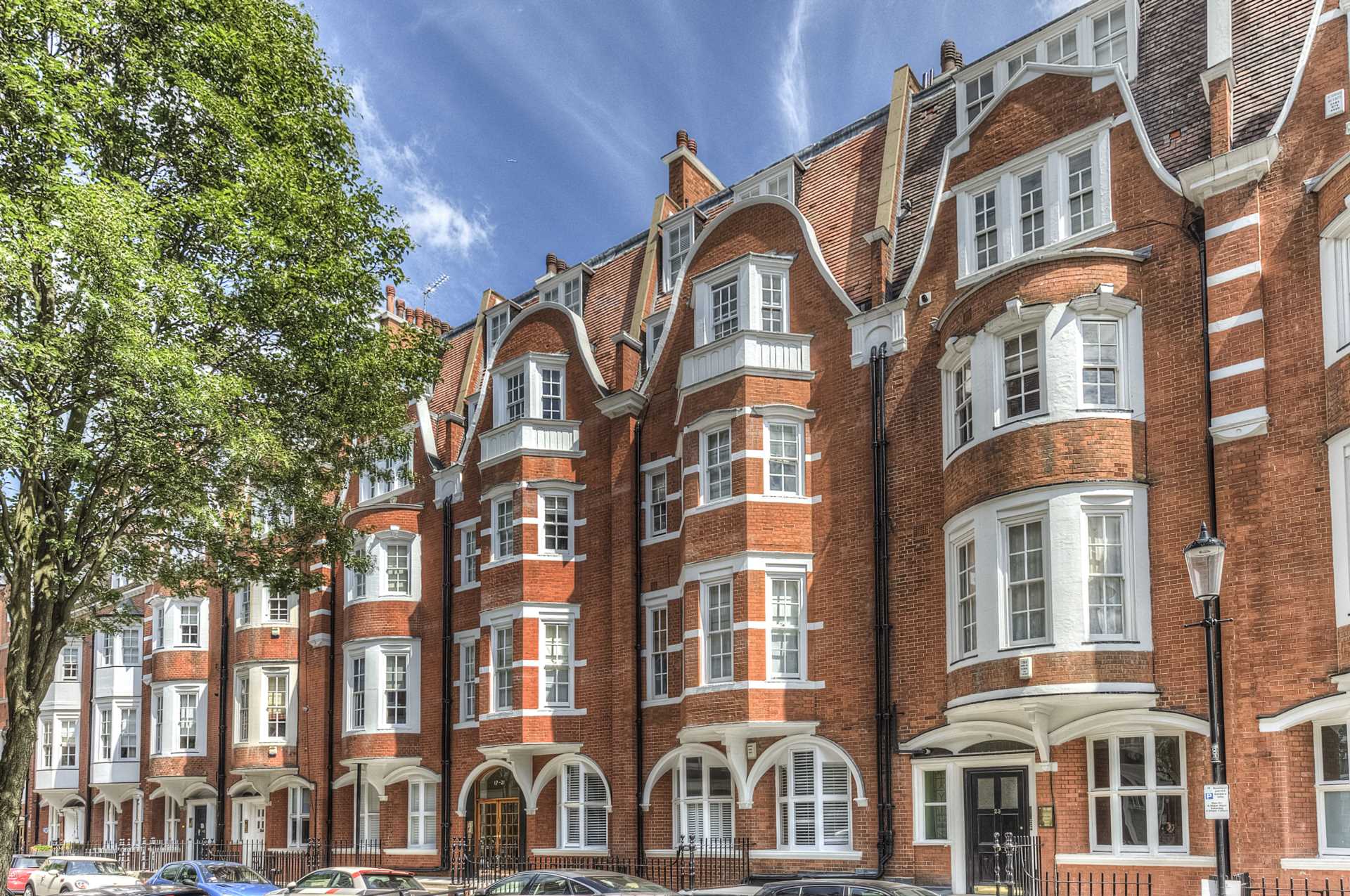 Sloane Court West, Chelsea SW3, Image 8