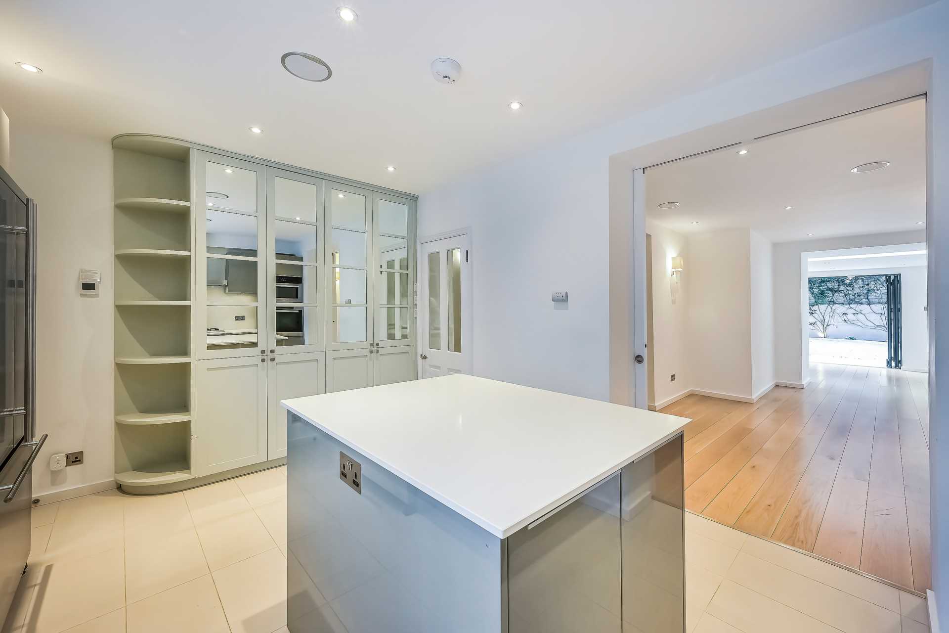 Walpole Street, Chelsea SW3, Image 16