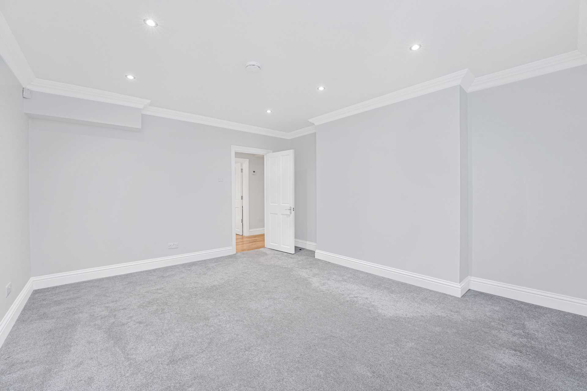 Onslow Gardens, London, SW7, Image 3