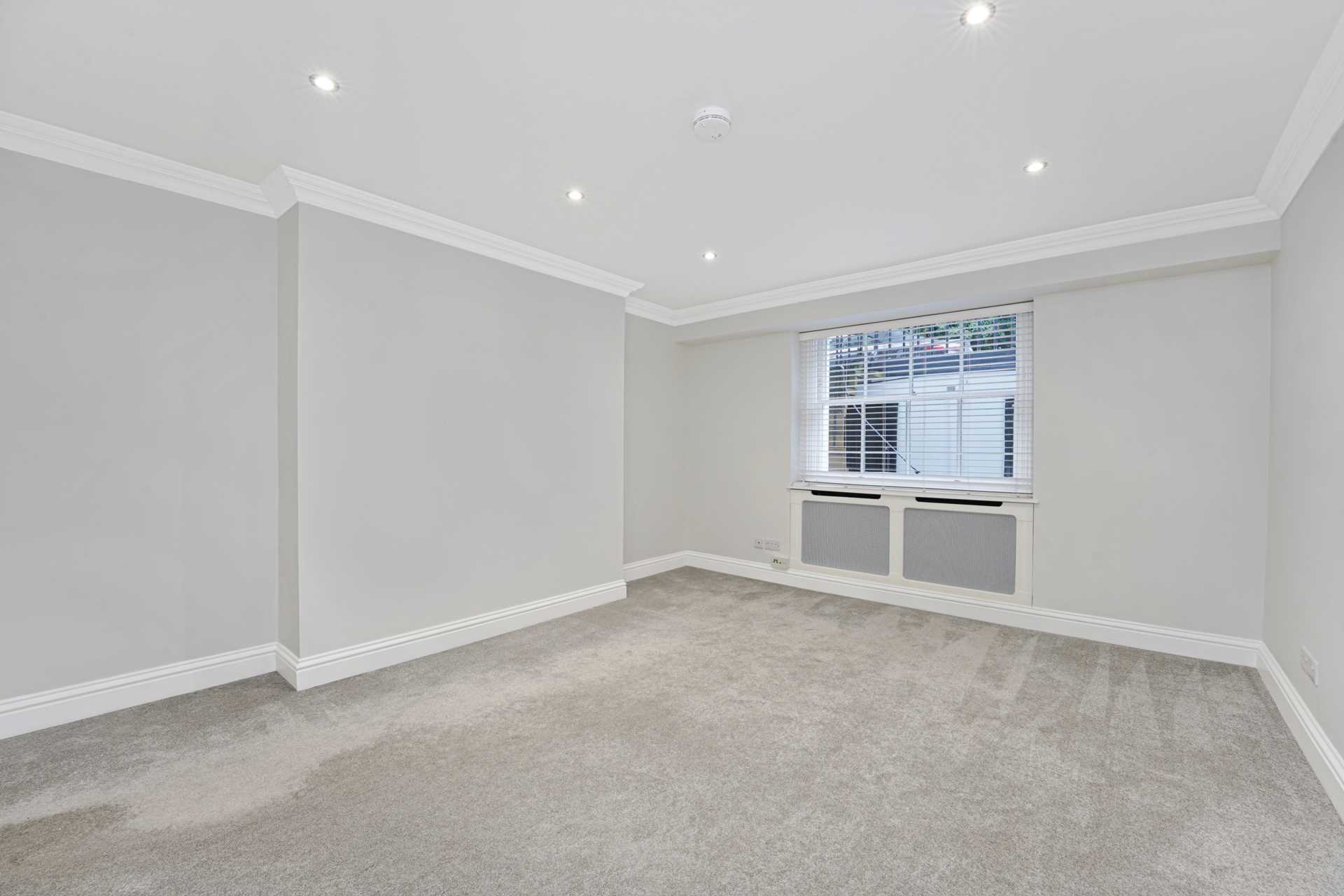 Onslow Gardens, London, SW7, Image 8