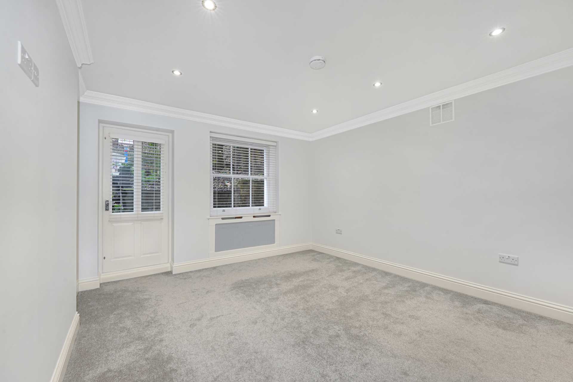 Onslow Gardens, London, SW7, Image 9