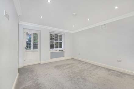 Onslow Gardens, London, SW7, Image 9