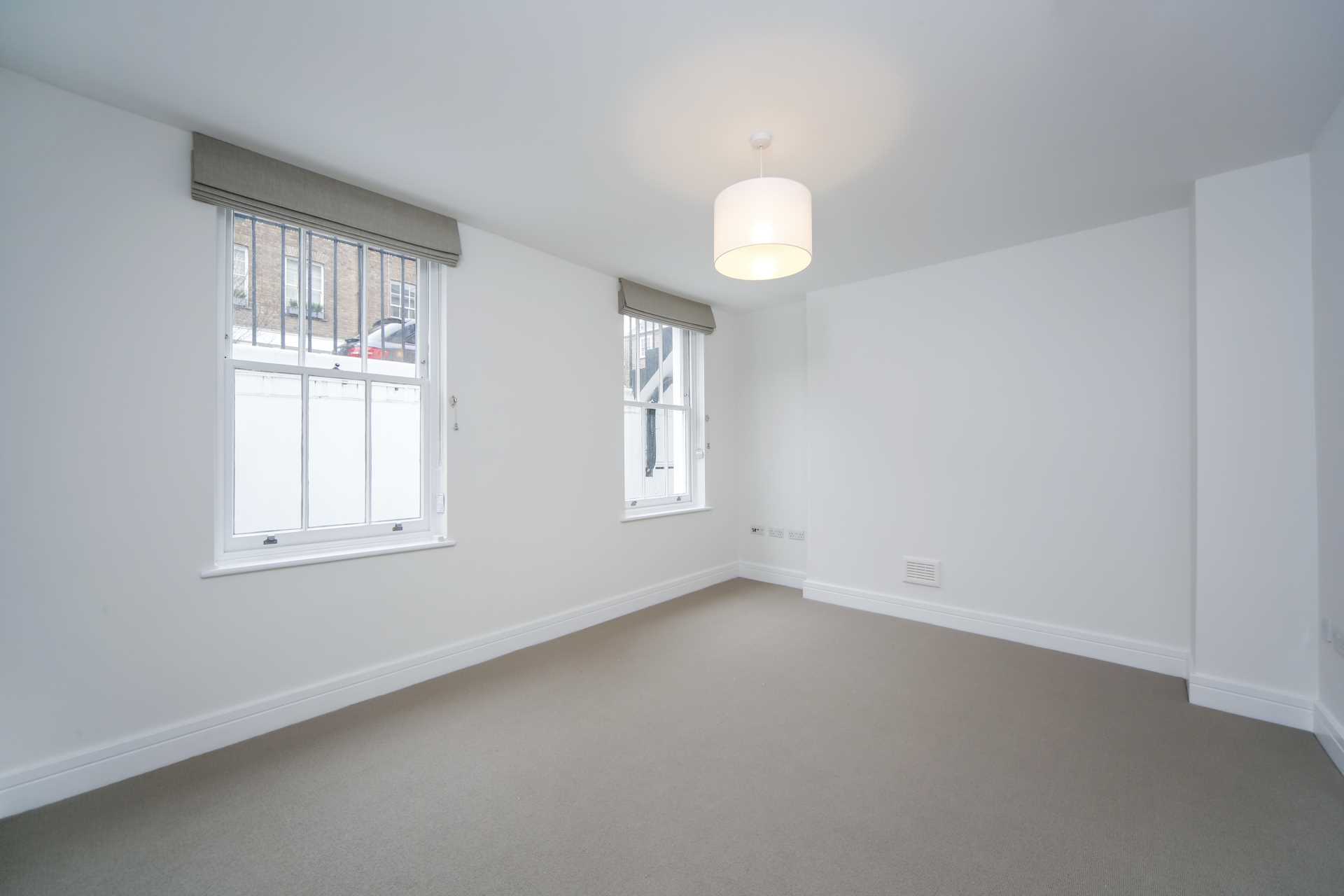 Christchurch Terrace, Chelsea SW3, Image 3