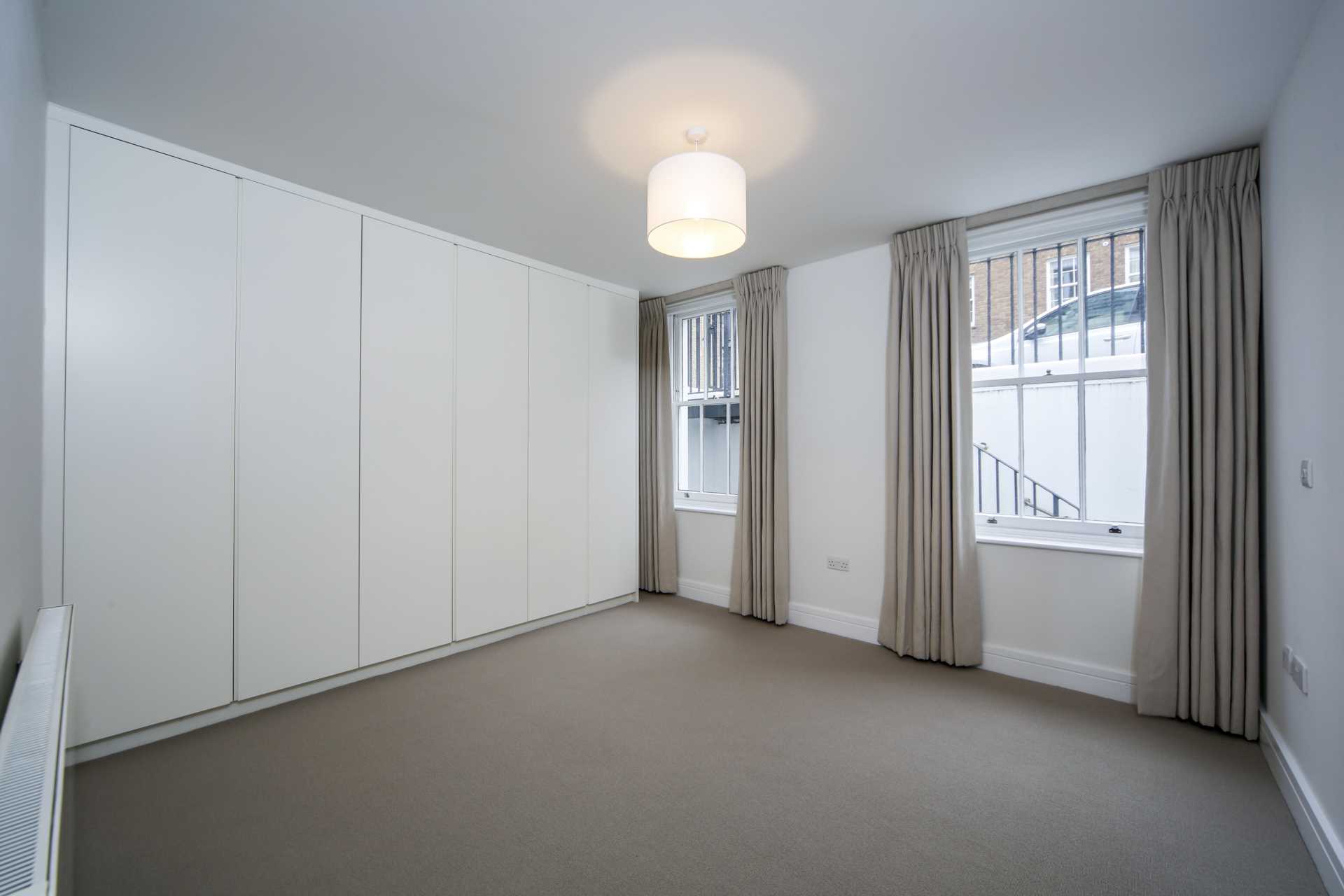 Christchurch Terrace, Chelsea SW3, Image 4