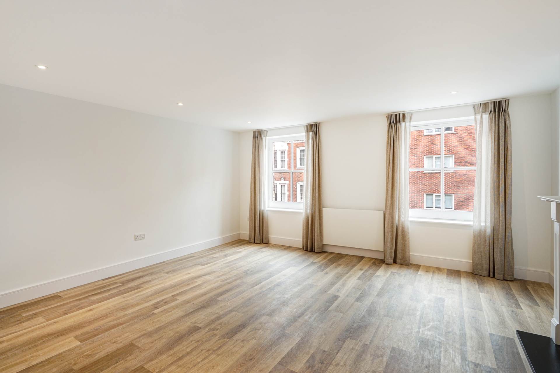 Lower Sloane Street, Chelsea SW1W, Image 10