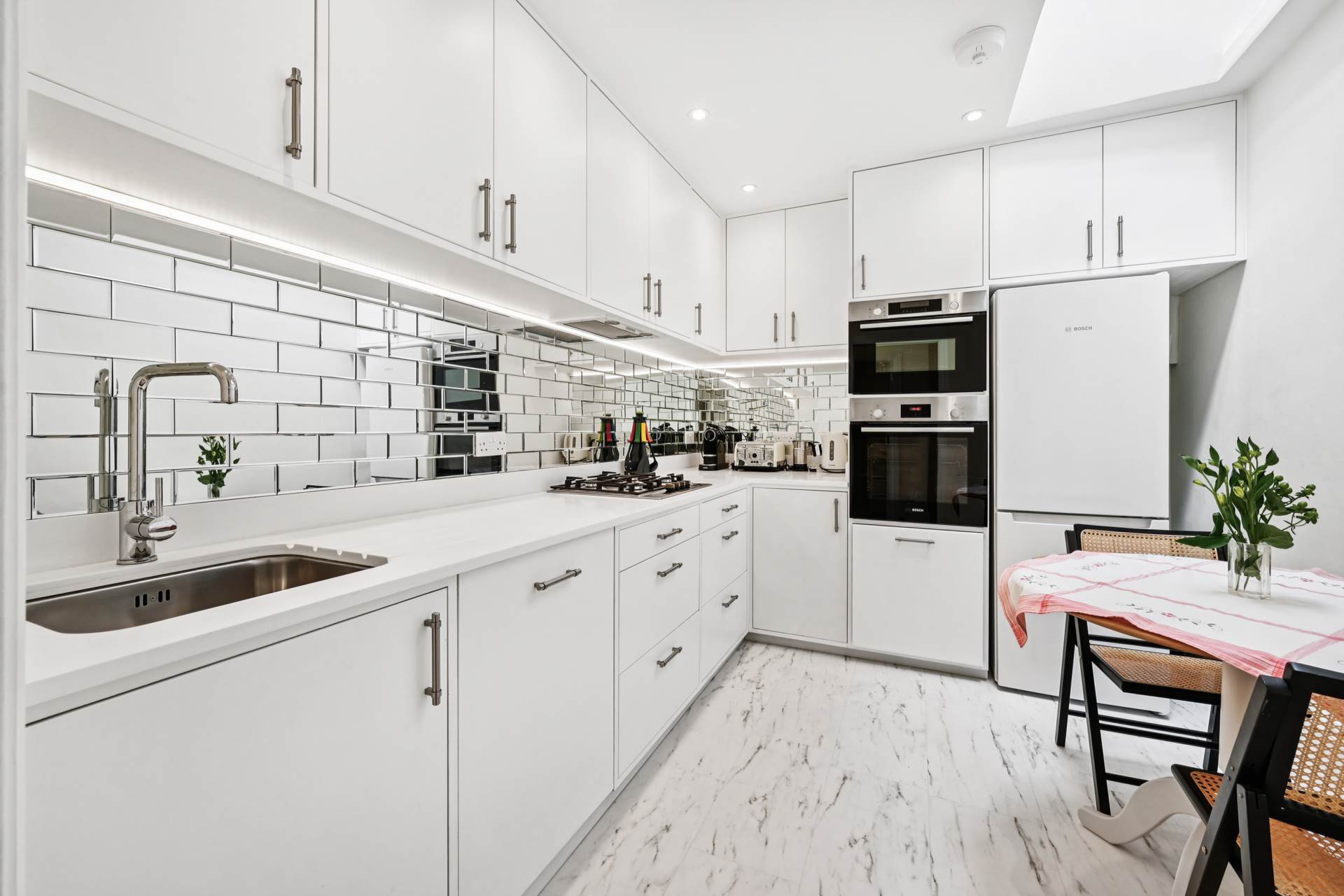 Ennismore Gardens, Knightsbridge SW7, Image 3