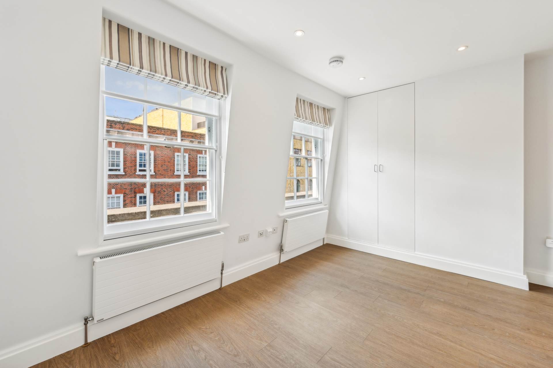 Kings Road, Chelsea SW3, Image 5