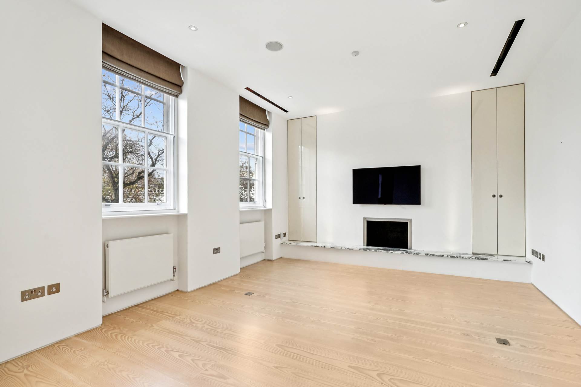 Crescent Mansions, Fulham Road, SW3, Image 17