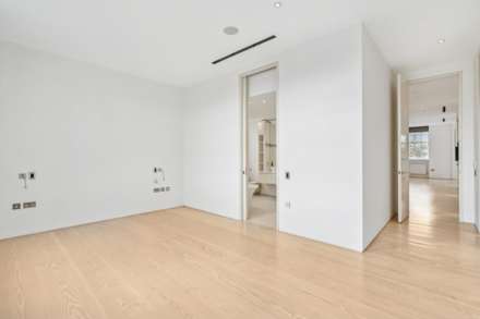 Crescent Mansions, Fulham Road, SW3, Image 14