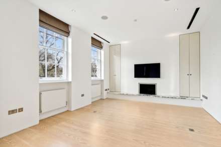 Crescent Mansions, Fulham Road, SW3, Image 17