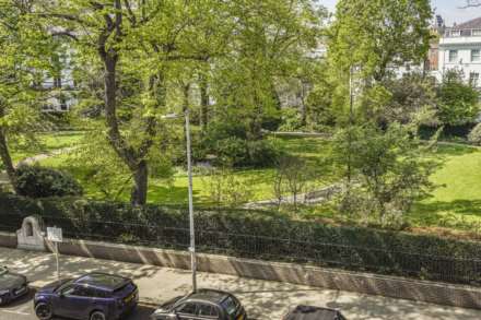 Crescent Mansions, Fulham Road, SW3, Image 2