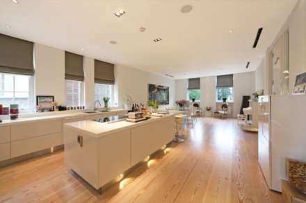 Crescent Mansions, Fulham Road, SW3, Image 5