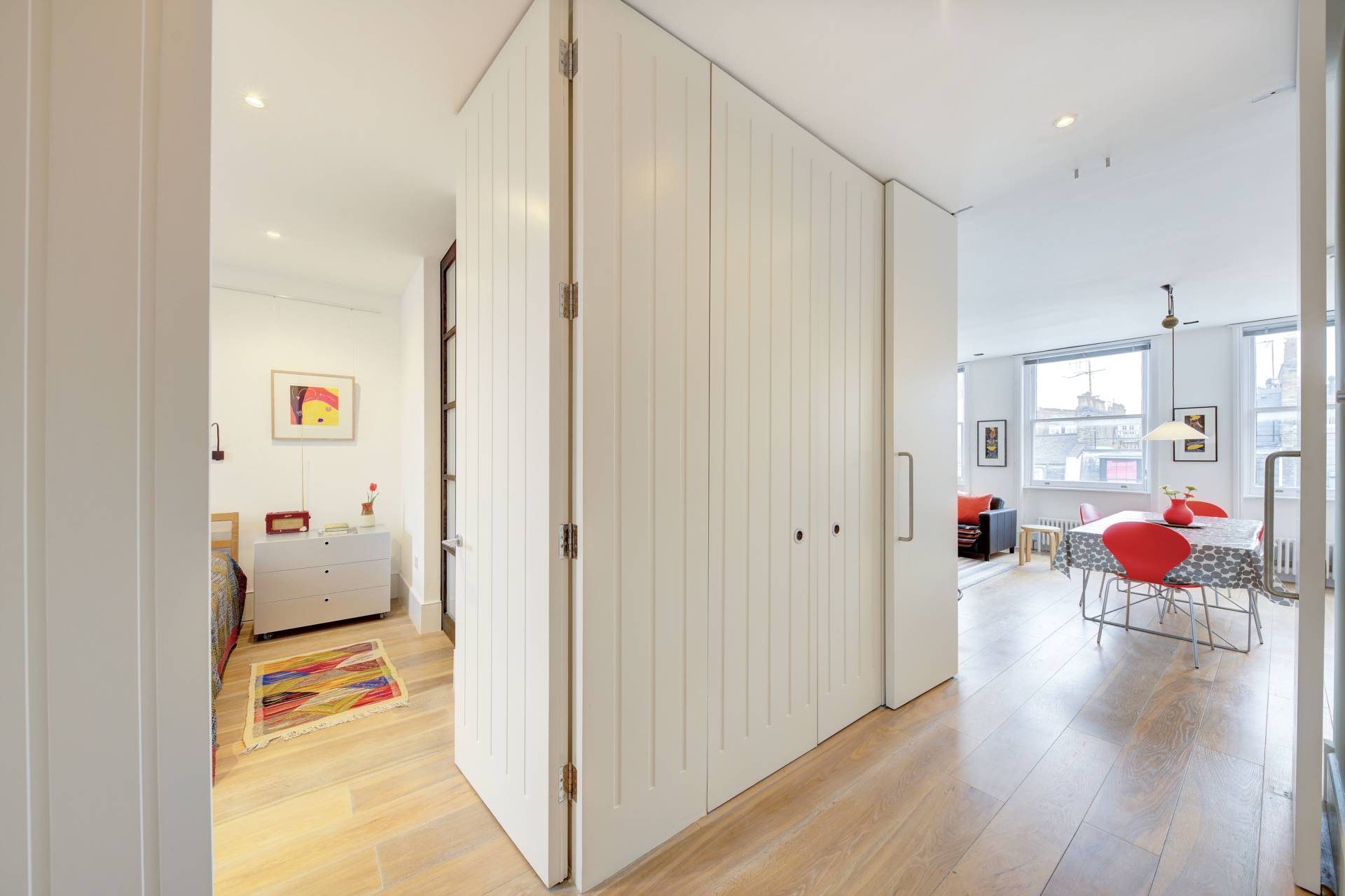 Ovington Gardens, Knightsbridge SW3, Image 2