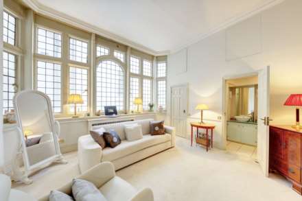 Lennox Gardens, London SW1X, Image 3