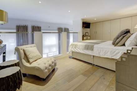 Ennismore Gardens, Knightsbridge, SW7, Image 3