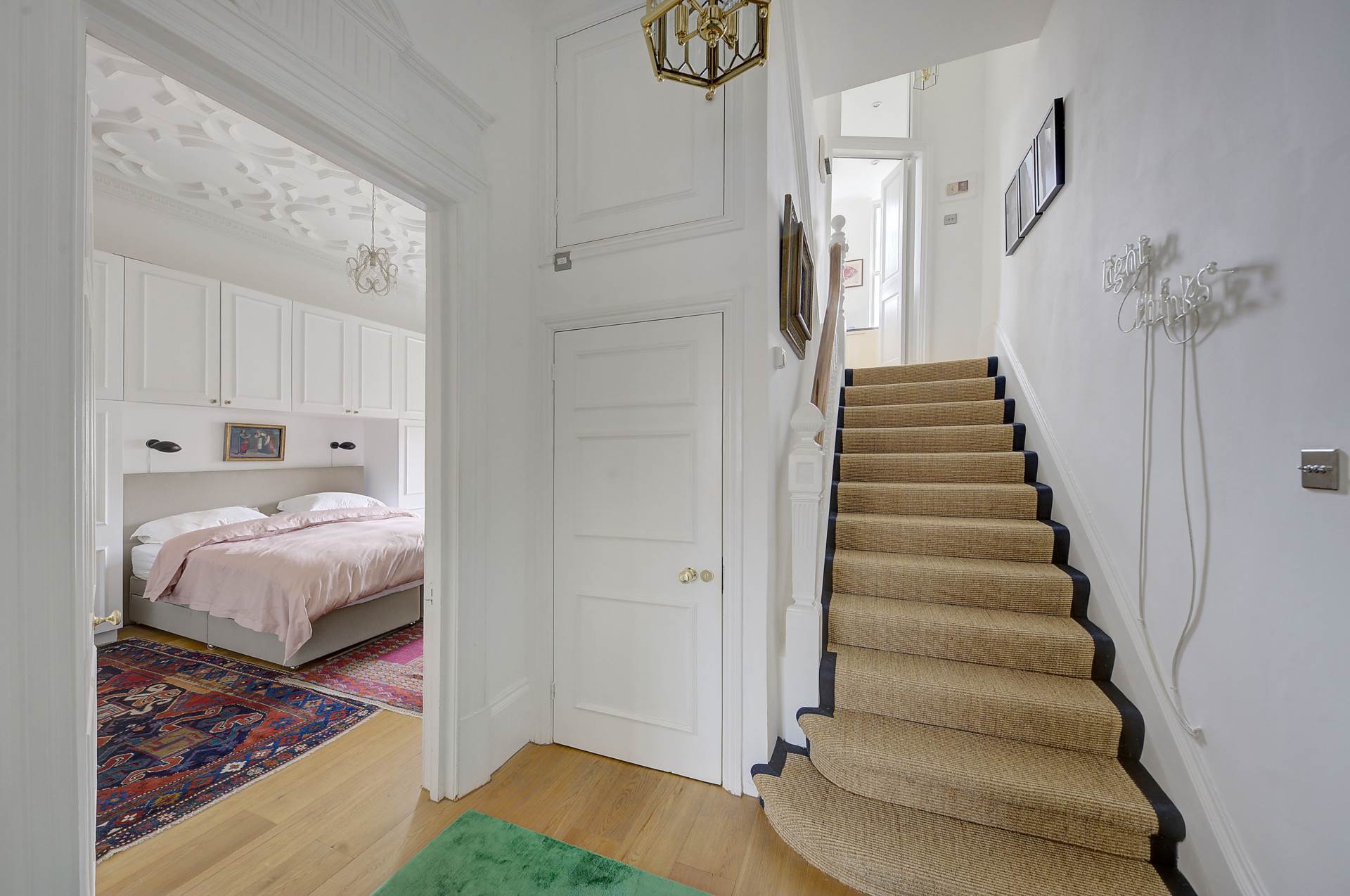 Lower Sloane Street, Chelsea SW1W, Image 6