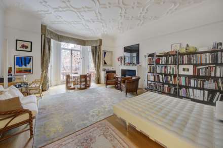 Lower Sloane Street, Chelsea SW1W, Image 1