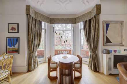 Lower Sloane Street, Chelsea SW1W, Image 2