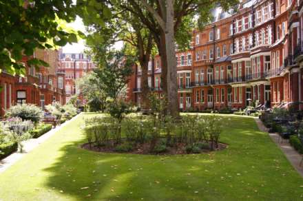 Egerton Gardens, London SW3, Image 2