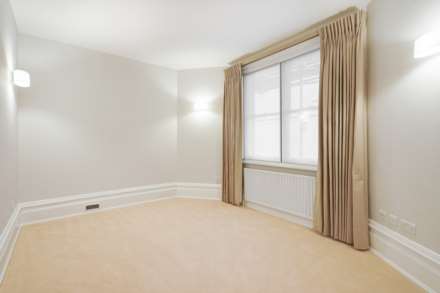 Hans Road, Knightsbridge SW3, Image 3