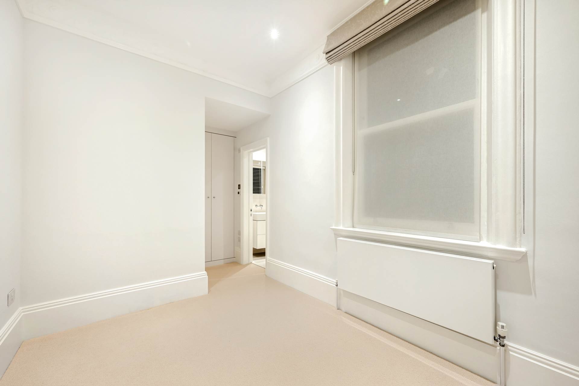 Hans Road, Knightsbridge SW3, Image 10