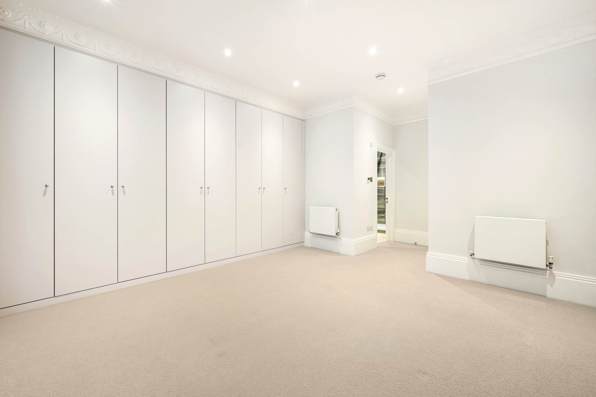 Hans Road, Knightsbridge SW3, Image 3