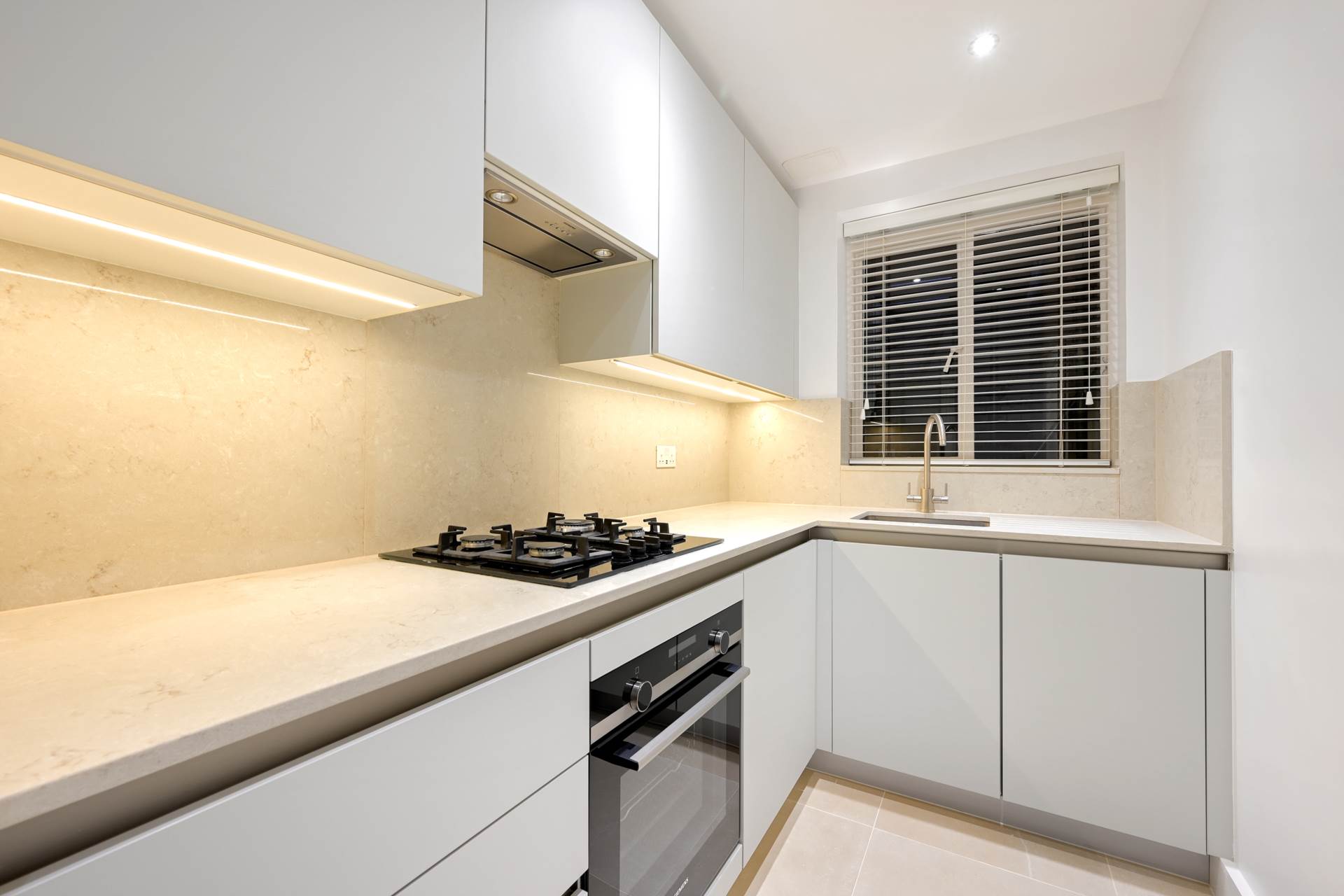 Hans Road, Knightsbridge SW3, Image 4