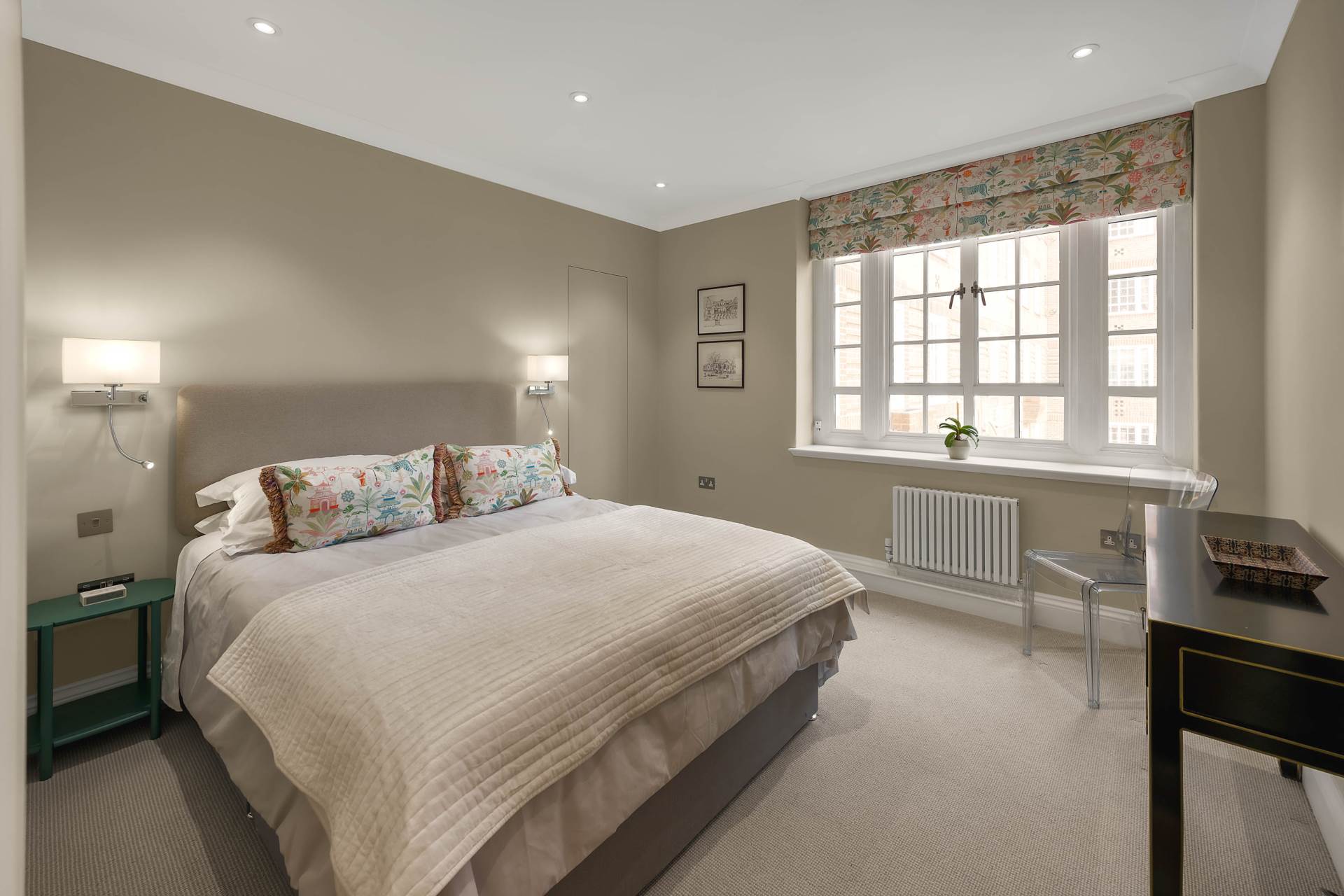 Swan Court, Chelsea Manor Street, Chelsea SW3, Image 3