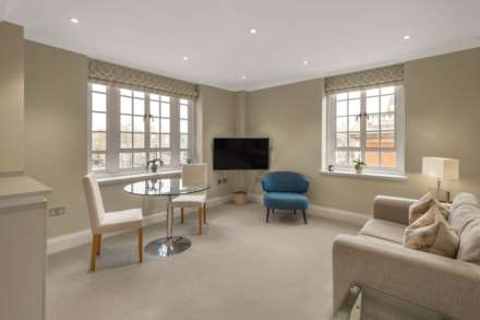 Swan Court, Chelsea Manor Street, Chelsea SW3, Image 1