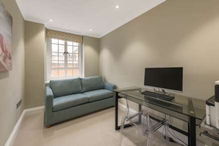 Swan Court, Chelsea Manor Street, Chelsea SW3, Image 5