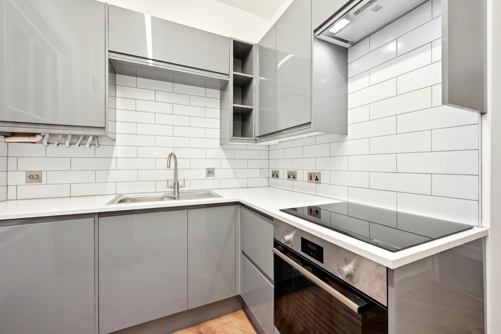 South Parade, Chelsea SW3, Image 2