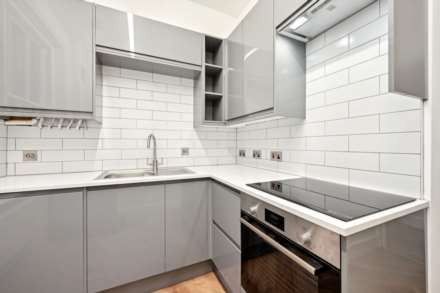 South Parade, Chelsea SW3, Image 2