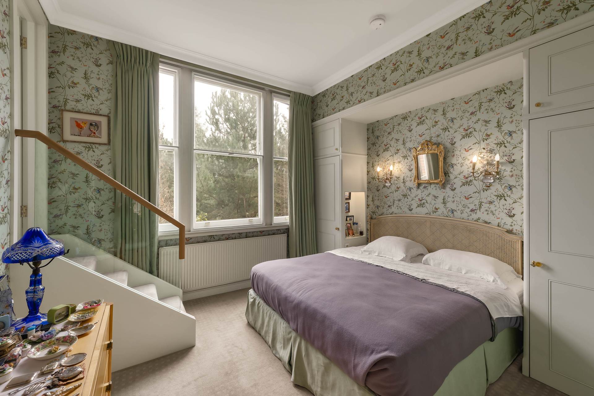 Embankment Gardens, Chelsea SW3, Image 3