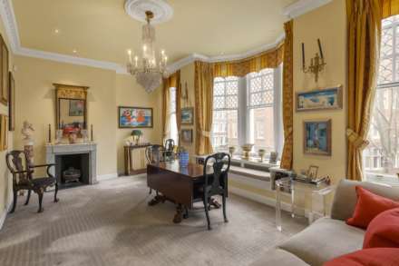 Embankment Gardens, Chelsea SW3