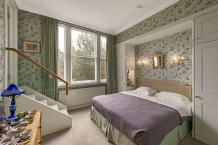 Embankment Gardens, Chelsea SW3, Image 3