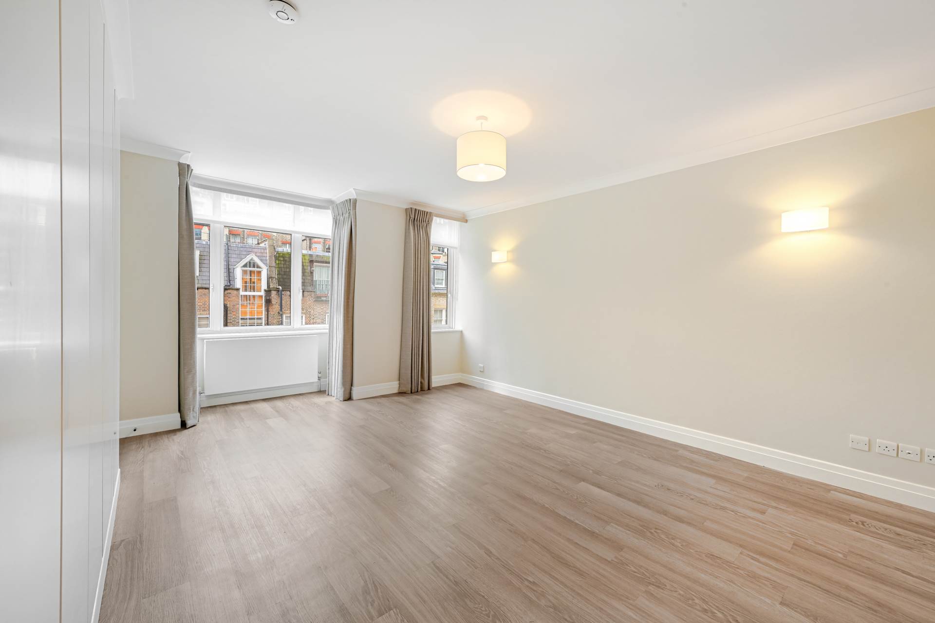 Sloane Street, Knightsbridge SW1X, Image 7