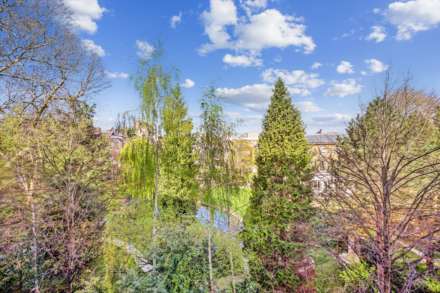 Embankment Gardens, Chelsea SW3, Image 2