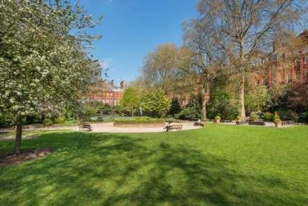 Cadogan Square, Knightsbridge SW1X