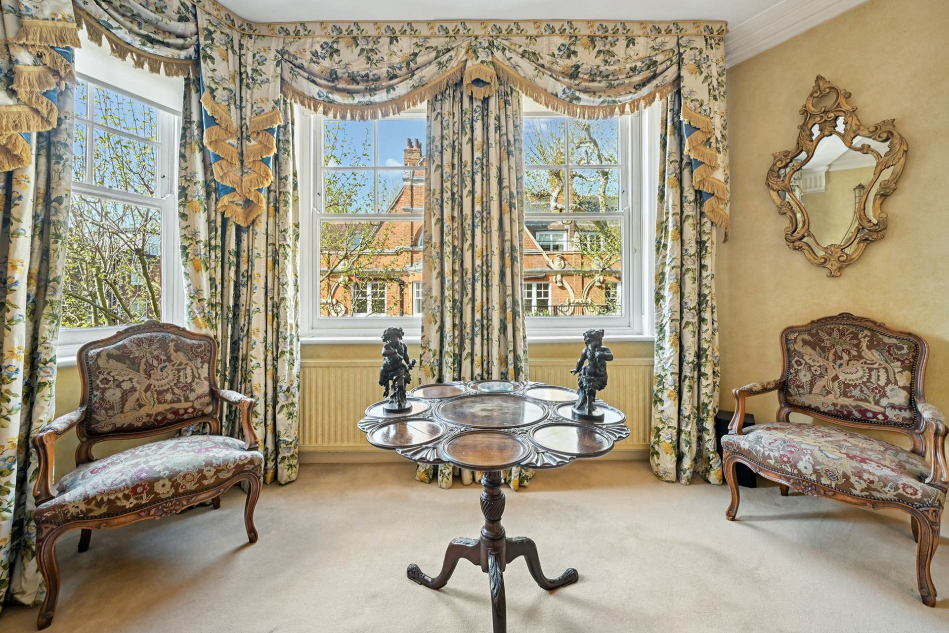 Cheyne Court, Flood Street, London SW3, Image 5