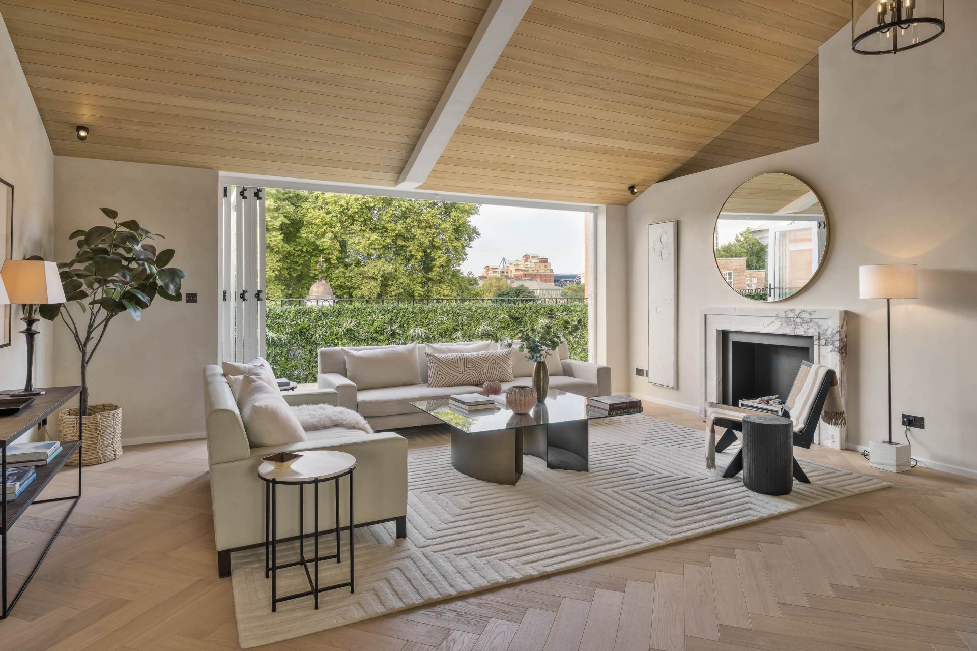 Hudson House, Hortensia Road, Chelsea SW10, Image 2