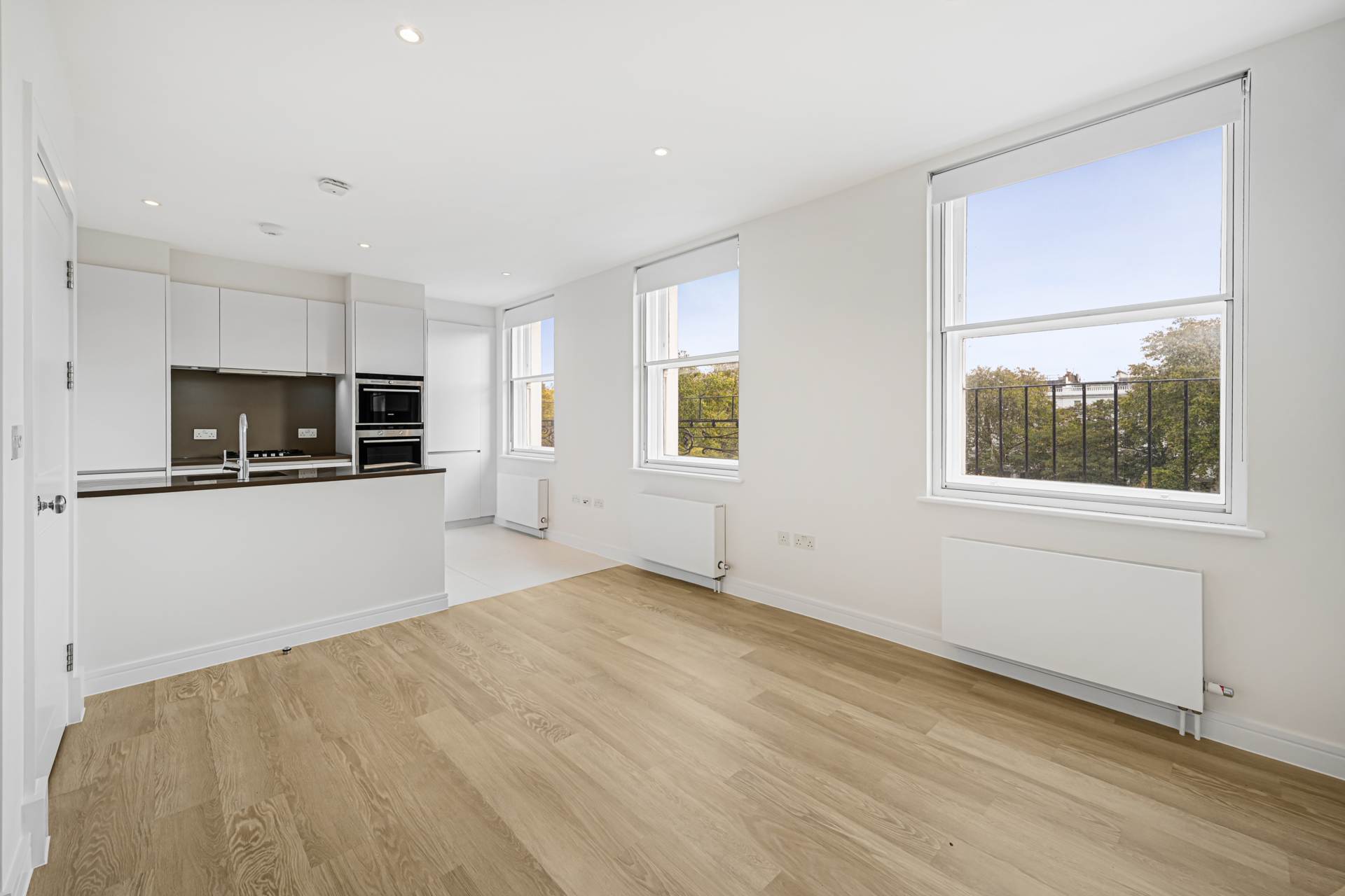 Sloane Street, SW1X, Image 2