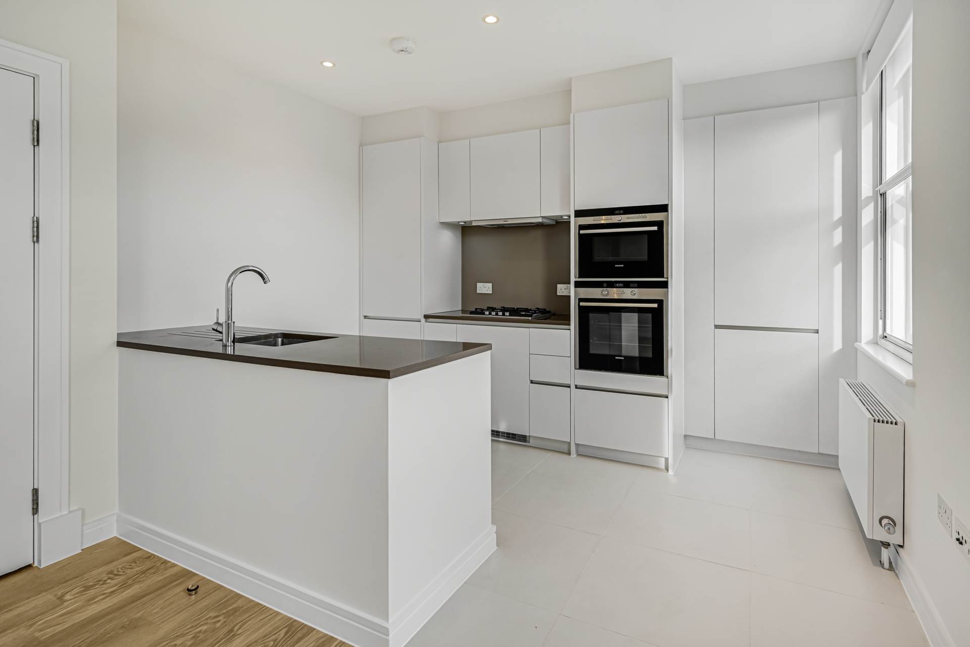 Sloane Street, SW1X, Image 3