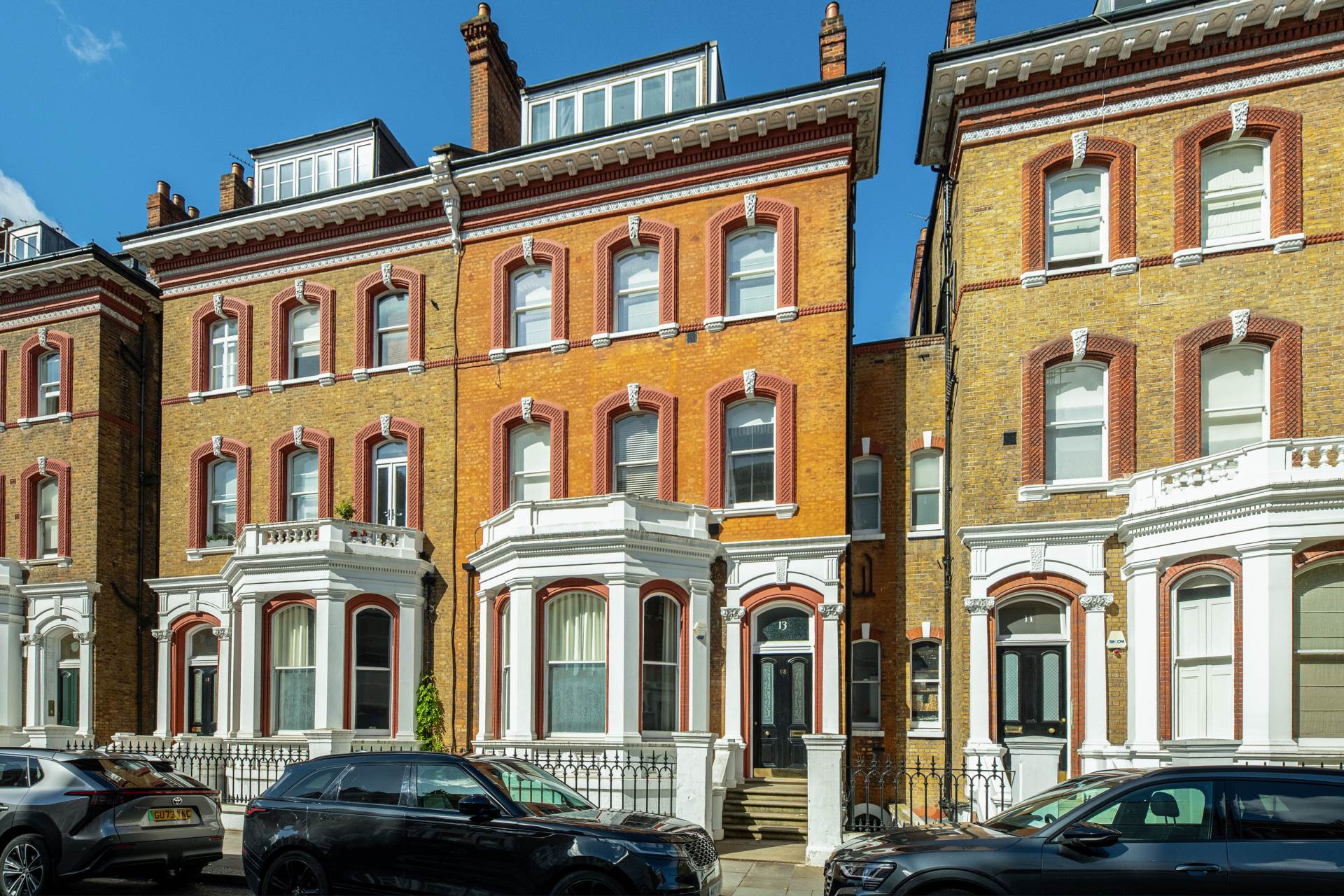 Roland Gardens, South Kensington, SW7, Image 2