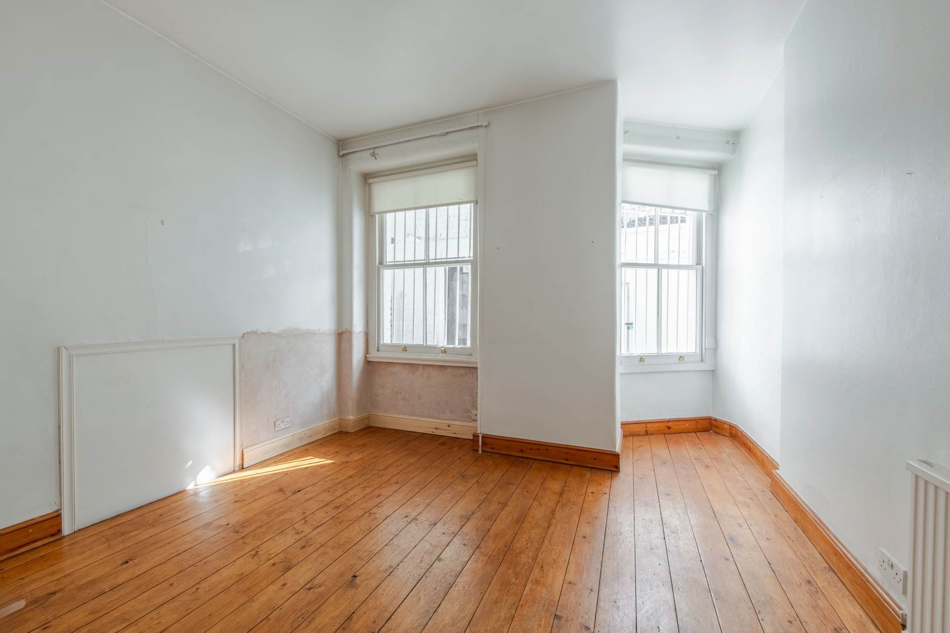 Roland Gardens, South Kensington, SW7, Image 5