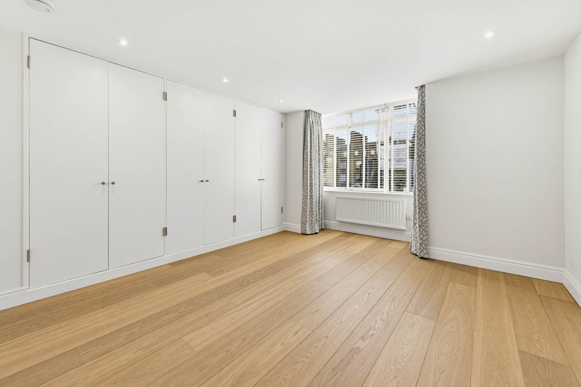 Sloane Street, London SW1X, Image 4