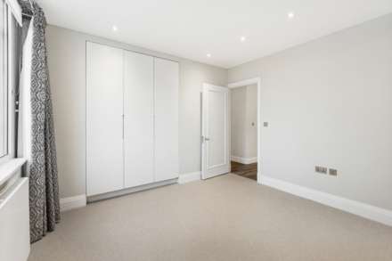 Sloane Street, London SW1X, Image 9