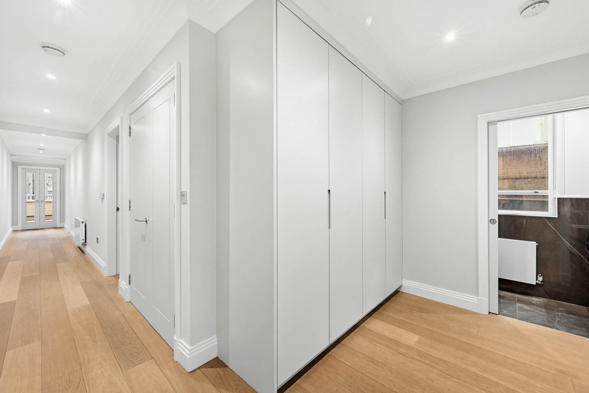 Sloane Street, Knightsbridge SW1X, Image 10