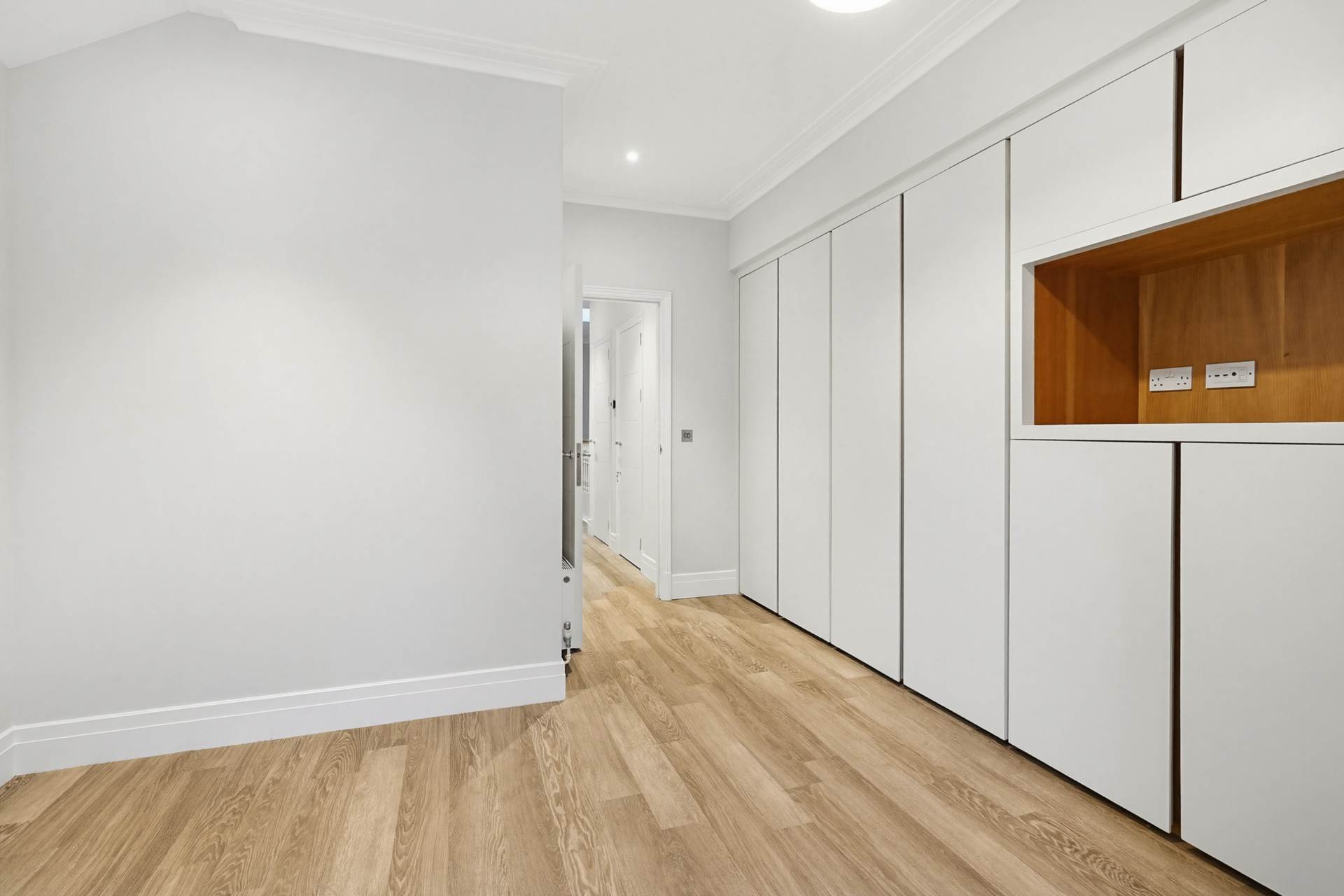 Hans Road, Knightsbridge SW3, Image 10