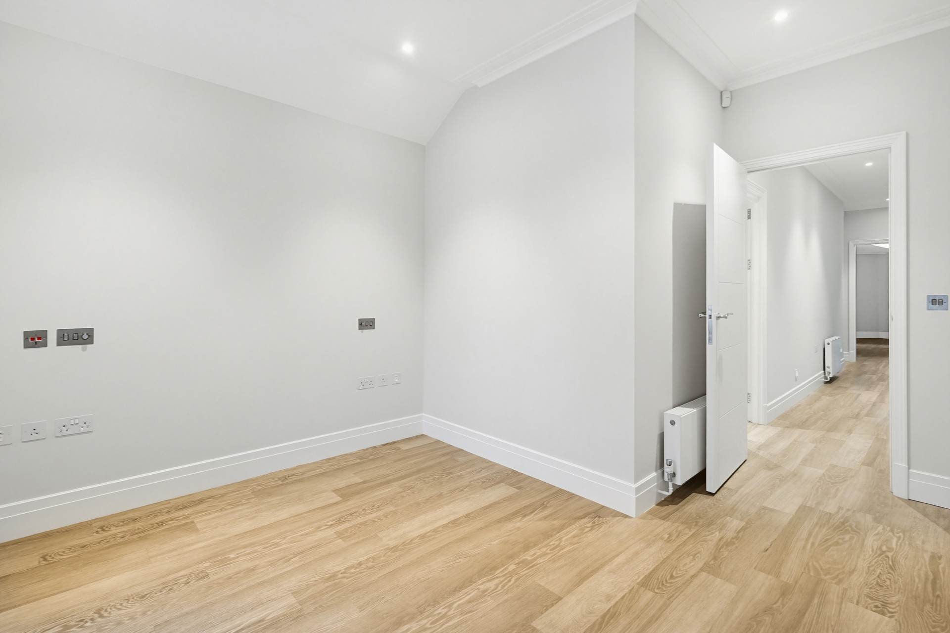 Hans Road, Knightsbridge SW3, Image 11