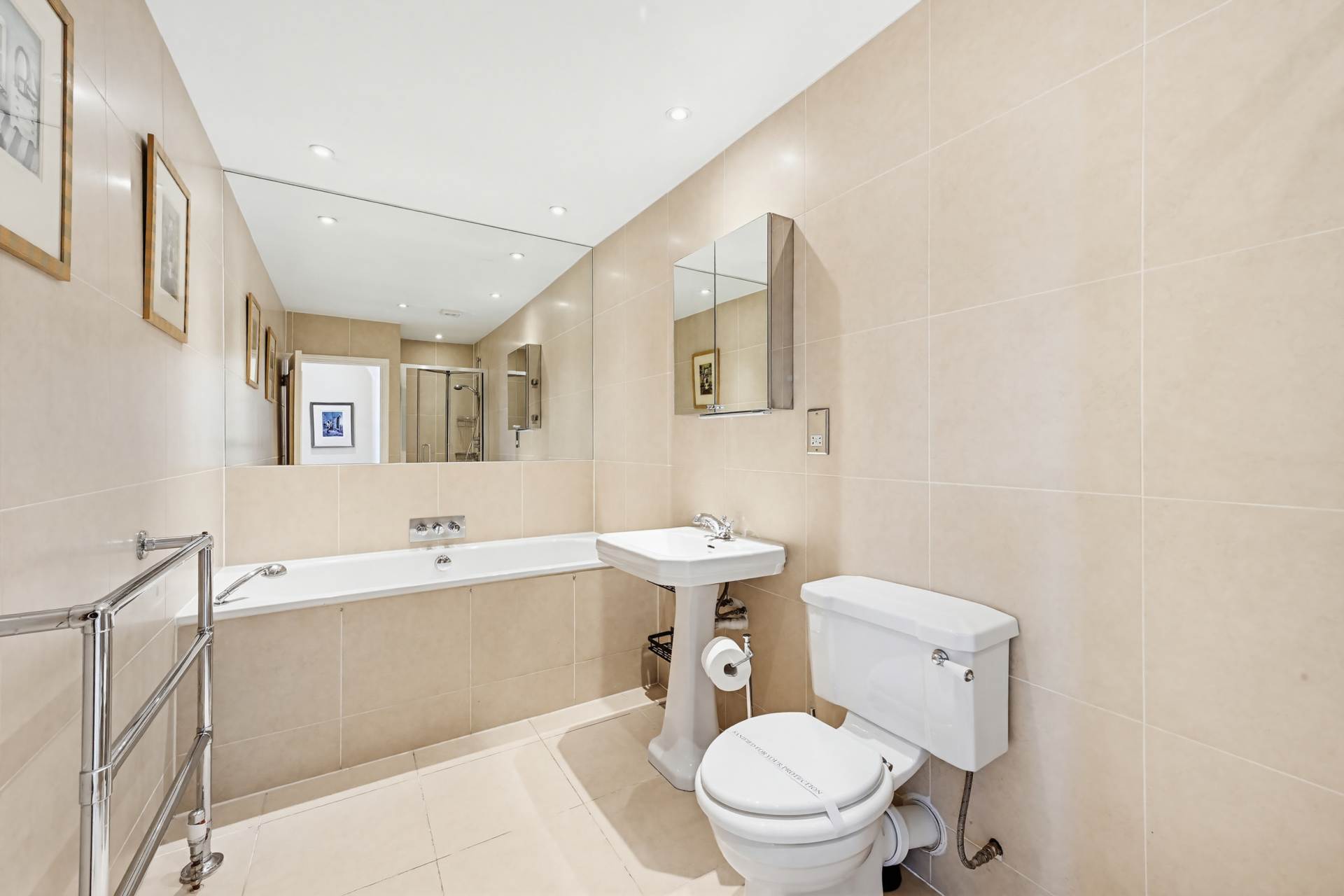 Sloane Court West, Chelsea SW3, Image 5